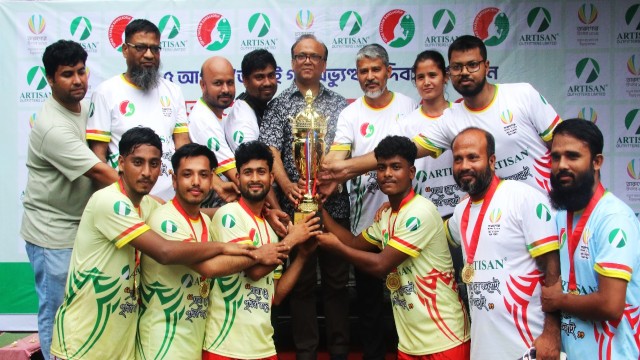 জুলাই গণঅভ্যুত্থান সেপাক টাকরোতে সাতক্ষিরা চ্যাম্পিয়ন